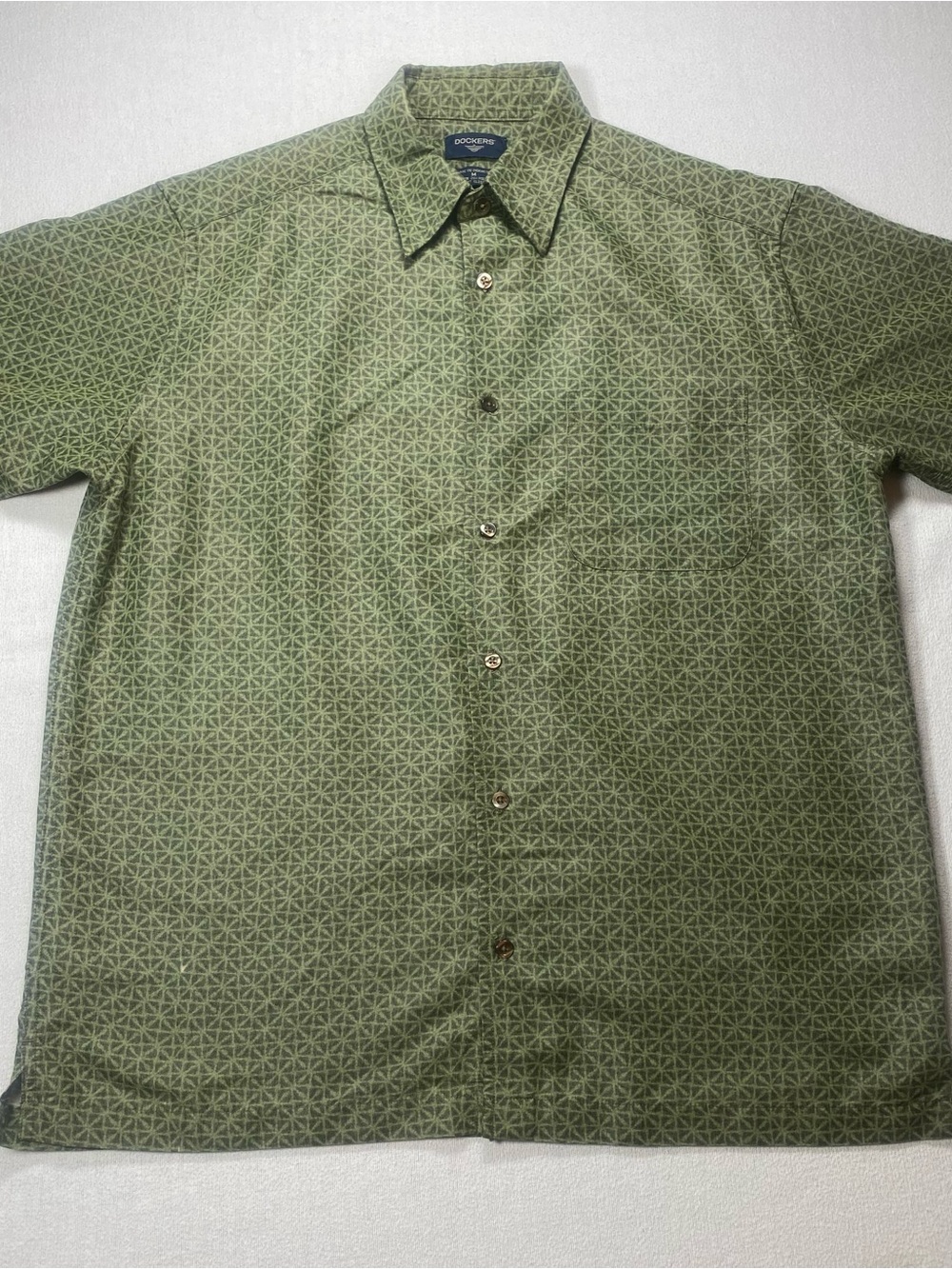 Dockers Olive Green Short-Sleeve Button-Down. See description.